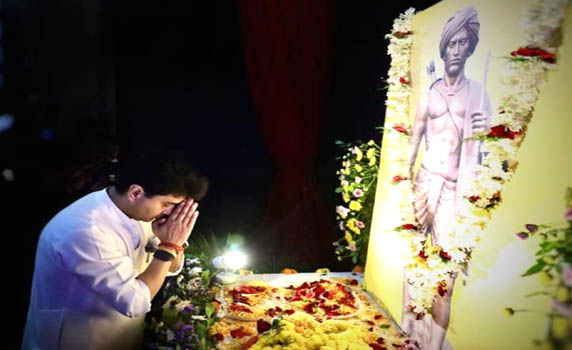 Union DoNER Minister Jyotiraditya Scindia attends Janjatiya Gaurav Diwas in Agartala.